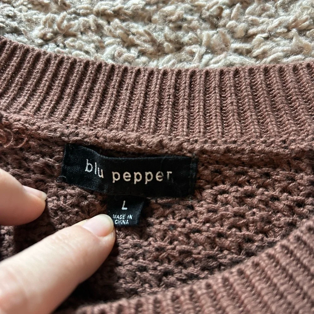 Checkered sweater - Picture 2 of 2